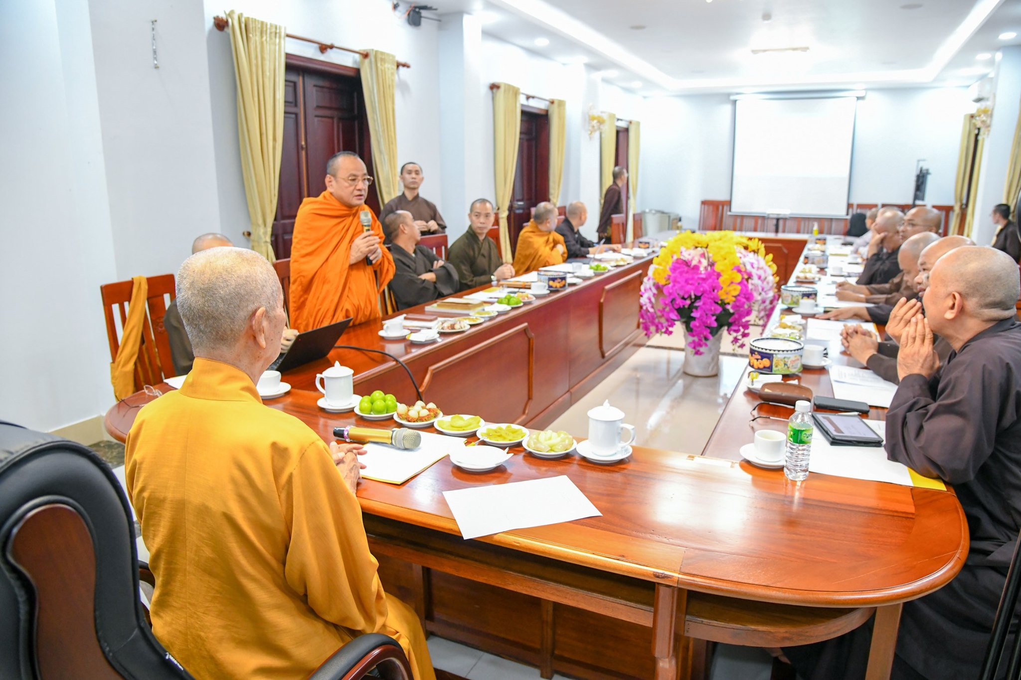 HỌC VIỆN PHẬT GIÁO VIỆT NAM TẠI TP. HCM TRIỂN KHAI CÔNG TÁC AN CƯ KIẾT HẠ 2020 - PL. 2564