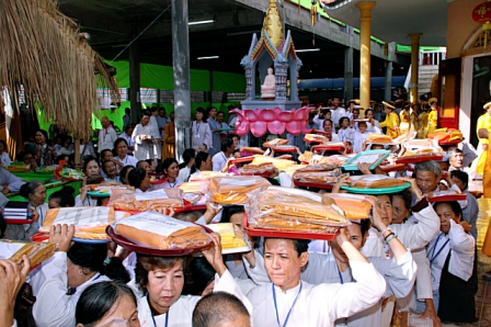 Đại Lễ Vu Lan Bốn Tự Tứ Tăng
