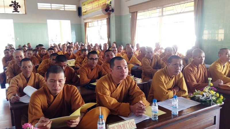 Tiền Giang: Hội nghị Sơ Kết Công Tác Phật Sự năm 2015 và Tổng Bế Giảng Khóa An Cư Kiết Hạ PL. 2559.