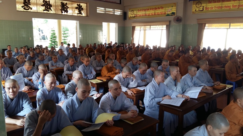 Tiền Giang: Hội nghị Sơ Kết Công Tác Phật Sự năm 2015 và Tổng Bế Giảng Khóa An Cư Kiết Hạ PL. 2559.