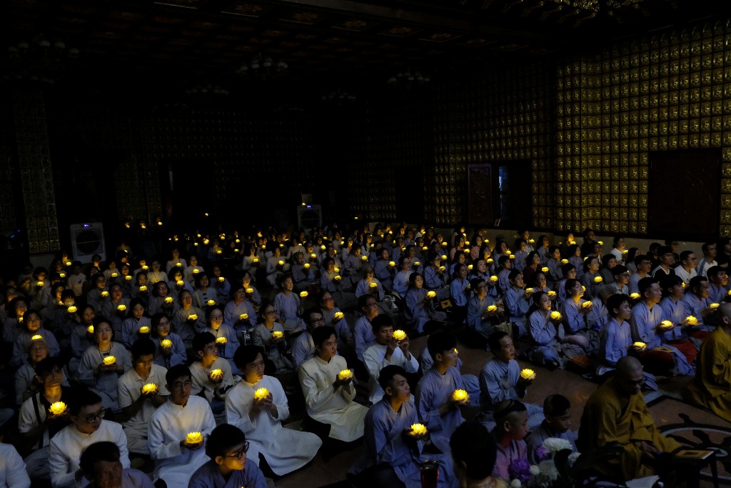 CHÙA GIÁC NGỘ: TRANG NGHIÊM LỄ TƯỞNG NIỆM NGÀY ĐỨC PHẬT XUẤT GIA (MÙNG 8 THÁNG 2 ÂL)