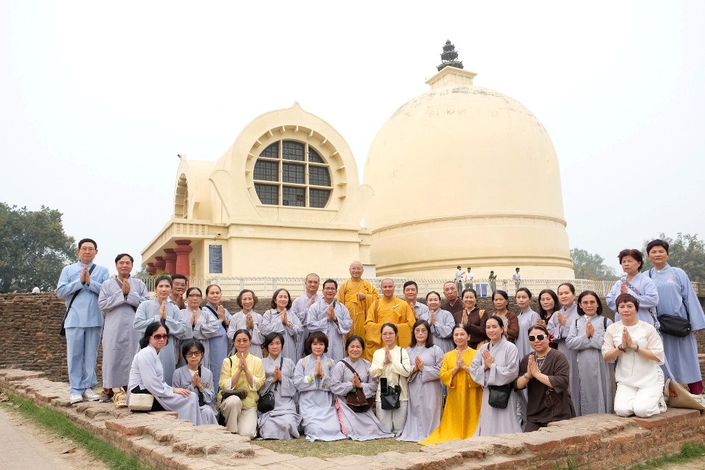 HÀNH TRÌNH THEO DẤU CHÂN PHẬT