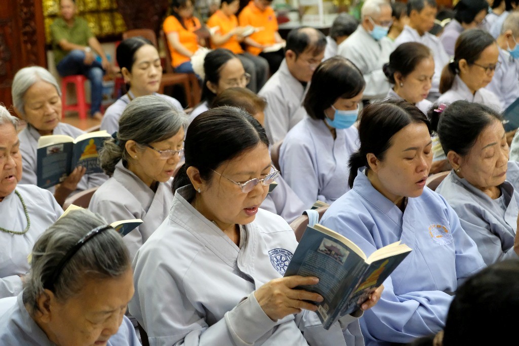 LÀM CHỦ CẢM XÚC – CHÌA KHÓA AN LẠC GIỮA ĐỜI SỐNG HIỆN ĐẠI