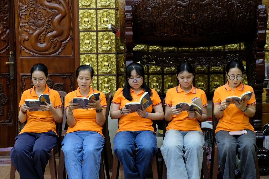 CHIỀU AN LẠC LẮNG SÂU: PHÁP THOẠI CHUYỂN HÓA NỘI TÂM TỪ ĐẠI ĐỨC THÍCH NGỘ TOÀN