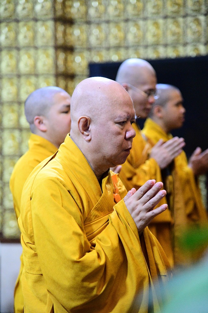 ĐÊM SÁM HỐI – TRỞ VỀ LẮNG NGHE CHÍNH MÌNH TẠI CHÙA GIÁC NGỘ