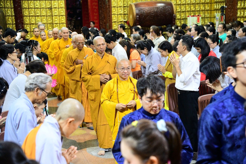 LỄ TƯỞNG NIỆM ĐỨC PHẬT NHẬP NIẾT-BÀN VÀ MỪNG NGÀY TIẾP NỐI LẦN THỨ 58 CỦA SƯ PHỤ THÍCH NHẬT TỪ: THẮP SÁNG TINH THẦN TRI ÂN VÀ TIẾP NỐI CHÁNH PHÁP