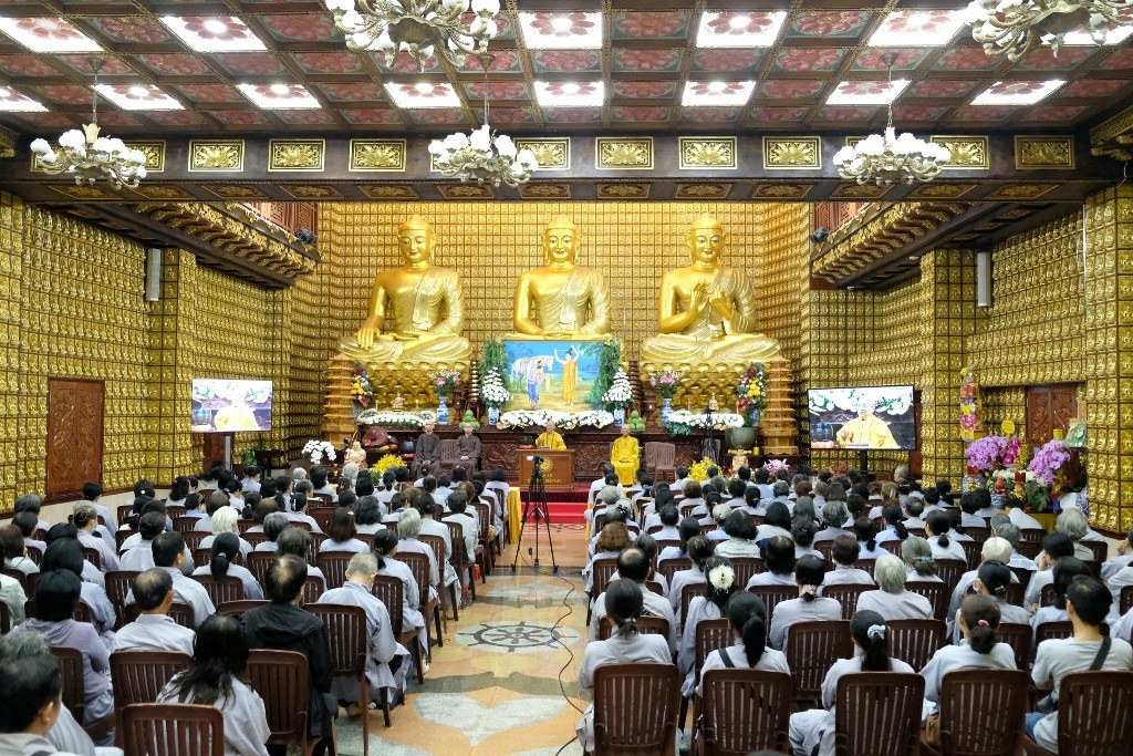 LÀM CHỦ CẢM XÚC – CHÌA KHÓA AN LẠC GIỮA ĐỜI SỐNG HIỆN ĐẠI