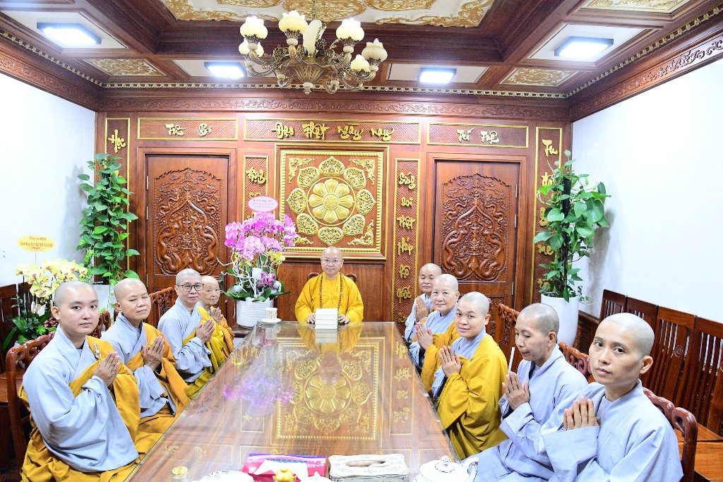 NI CHÚNG TU VIỆN LONG HƯNG KHÁNH TUẾ MỪNG NGÀY TIẾP NỐI LẦN THỨ 58 CỦA THẦY NHẬT TỪ