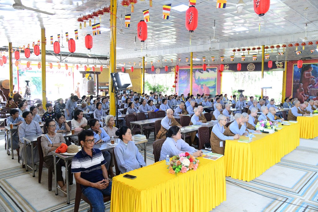 NUÔI DƯỠNG ĐẠO TÂM – SOI SÁNG CHÍNH MÌNH