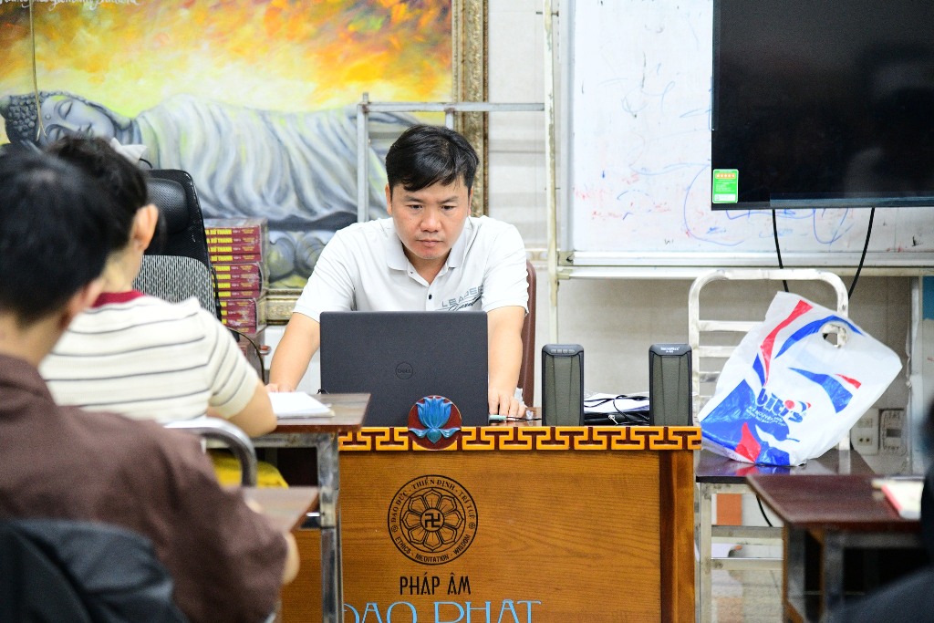 KHAI GIẢNG LỚP TIẾNG ANH GIAO TIẾP TẠI CHÙA GIÁC NGỘ