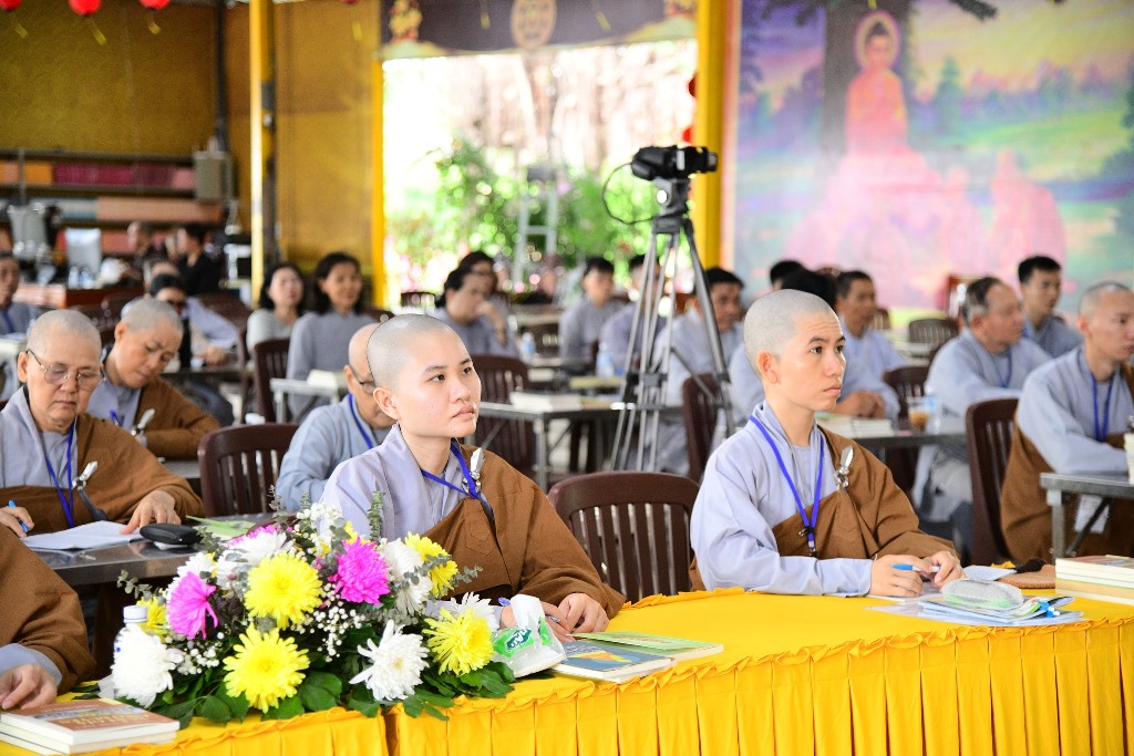 CHUYỂN HÓA THAM ÁI – MỞ LỐI AN NHIÊN GIỮA DÒNG ĐỜI