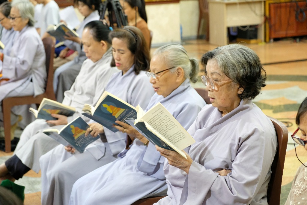 CHIỀU AN LẠC LẮNG SÂU: PHÁP THOẠI CHUYỂN HÓA NỘI TÂM TỪ ĐẠI ĐỨC THÍCH NGỘ TOÀN