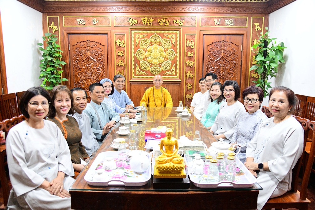 LỄ TƯỞNG NIỆM ĐỨC PHẬT NHẬP NIẾT-BÀN VÀ MỪNG NGÀY TIẾP NỐI LẦN THỨ 58 CỦA SƯ PHỤ THÍCH NHẬT TỪ: THẮP SÁNG TINH THẦN TRI ÂN VÀ TIẾP NỐI CHÁNH PHÁP