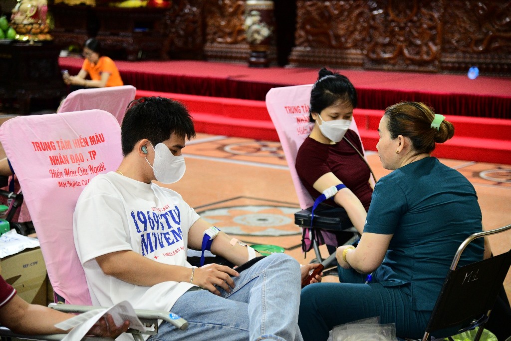 THẮP SÁNG HẠNH NGUYỆN ĐỘ SINH: CHÙA GIÁC NGỘ VÀ HÀNH TRÌNH KẾT NỐI NHỮNG TẤM LÒNG VÀNG