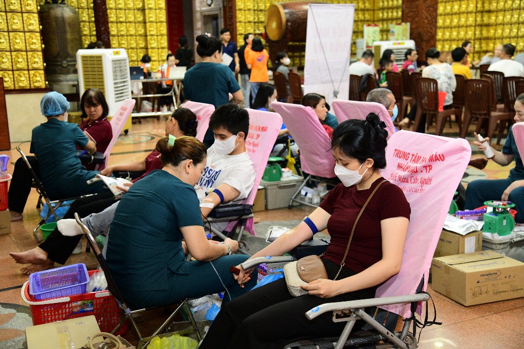 THẮP SÁNG HẠNH NGUYỆN ĐỘ SINH: CHÙA GIÁC NGỘ VÀ HÀNH TRÌNH KẾT NỐI NHỮNG TẤM LÒNG VÀNG