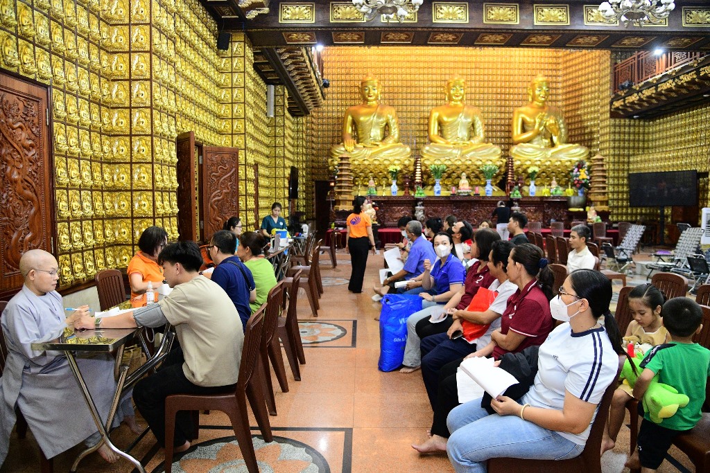 THẮP SÁNG HẠNH NGUYỆN ĐỘ SINH: CHÙA GIÁC NGỘ VÀ HÀNH TRÌNH KẾT NỐI NHỮNG TẤM LÒNG VÀNG