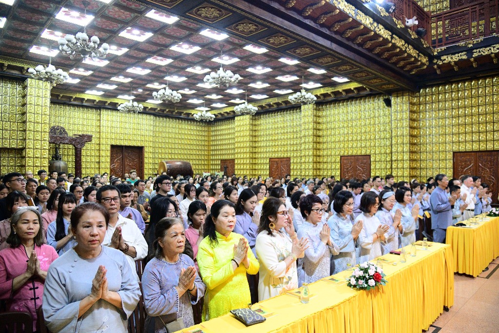 ĐẠI LỄ PHẬT ĐẢN 2026 TẠI CHÙA GIÁC NGỘ: THẮP SÁNG THÔNG ĐIỆP HÒA BÌNH VÀ TỪ BI