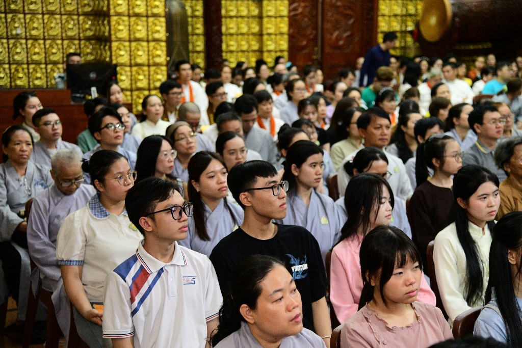 ĐẠI LỄ PHẬT ĐẢN 2026 TẠI CHÙA GIÁC NGỘ: THẮP SÁNG THÔNG ĐIỆP HÒA BÌNH VÀ TỪ BI