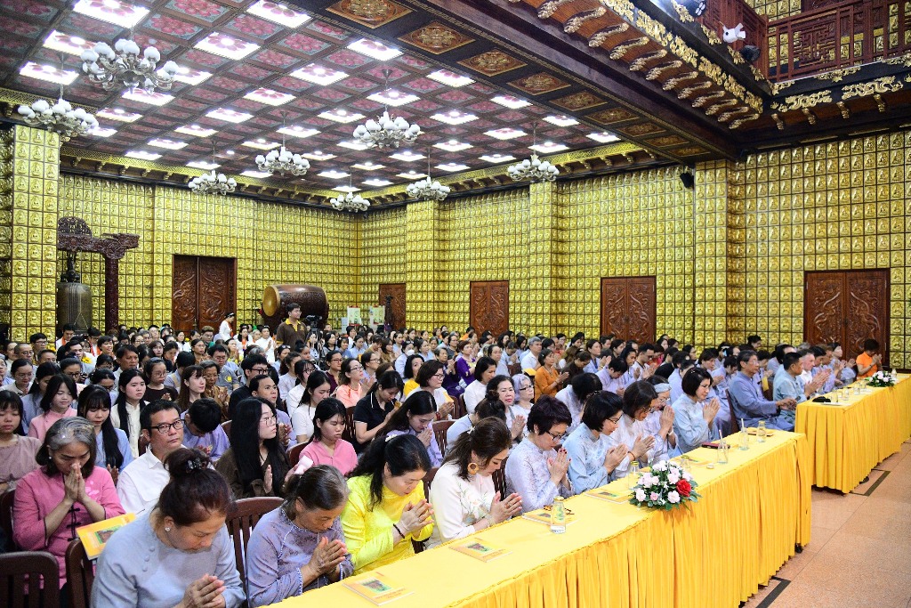 ĐẠI LỄ PHẬT ĐẢN 2026 TẠI CHÙA GIÁC NGỘ: THẮP SÁNG THÔNG ĐIỆP HÒA BÌNH VÀ TỪ BI