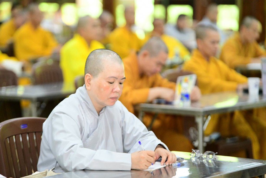 GIÁC NGỘ – HÀNH TRÌNH CHUYỂN HÓA TỪ VÔ MINH ĐẾN TỈNH THỨC