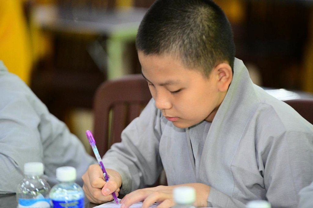 THIỂU DỤC TRI TÚC – LỐI SỐNG THÁNH THIỆN