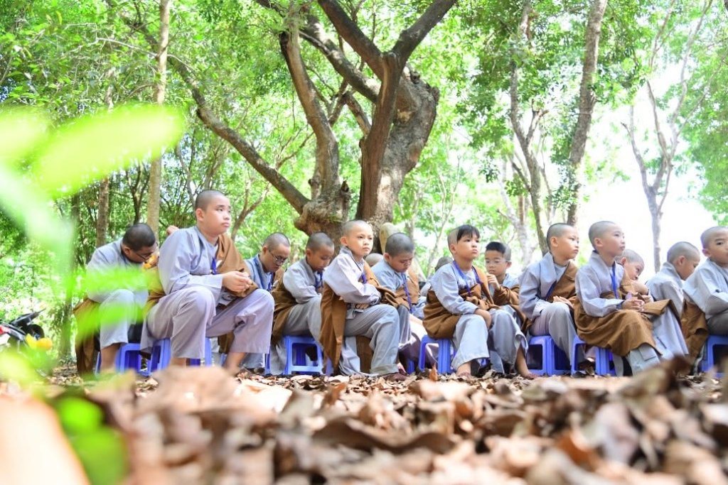 VẤN ĐÁP PHẬT PHÁP: TỪ NHỮNG THẮC MẮC HỒN NHIÊN ĐẾN NHỮNG BÀI HỌC Ý NGHĨA