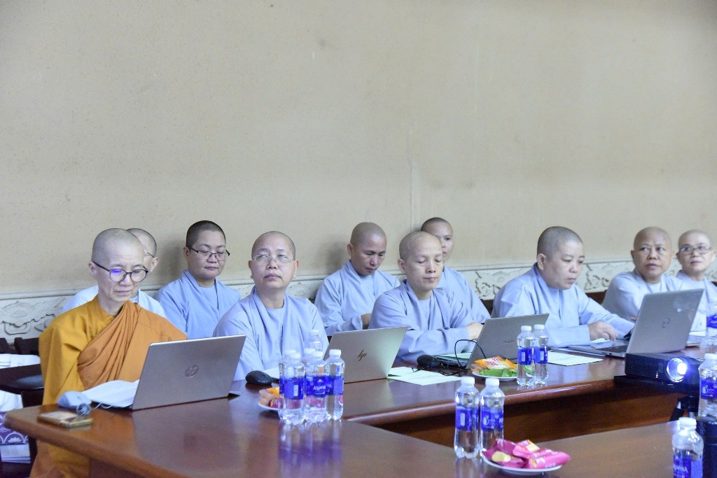 TT. THÍCH NHẬT TỪ CHIA SẺ VỀ VẬN DỤNG AI TRONG PHIÊN DỊCH KINH PHẬT TRONG KỶ NGUYÊN SỐ