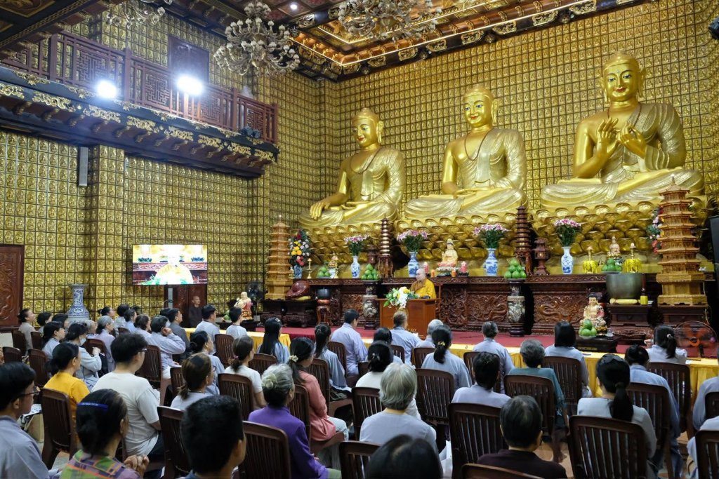 ĐĐ. THÍCH TÂM ĐỨC GIẢNG GIẢI Ý NGHĨA CÚNG DƯỜNG QUA KINH PHÂN BIỆT CÚNG DƯỜNG