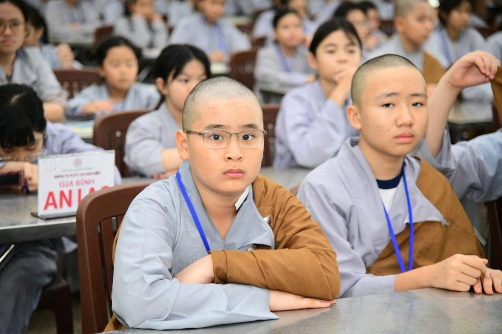 ĐỪNG ĐỢI NGÀY MAI MỚI BÁO HIẾU – NHẮC NHỚ ĐẠO HIẾU GIỮA DÒNG ĐỜI VÔ THƯỜNG