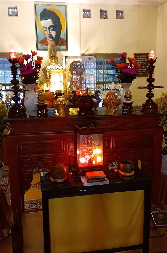 Lên Đồi Cao Sáng Ngày Mưa