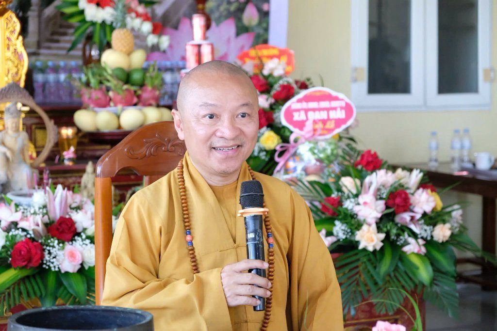 TT. THÍCH NHẬT TỪ GIẢNG “HẠNH PHÚC VÀ AN YÊN”, LAN TỎA TINH THẦN TRI ÂN TRONG NGÀY GIỖ TỔ  CHÙA YÊN PHÚC (HÀ TĨNH)