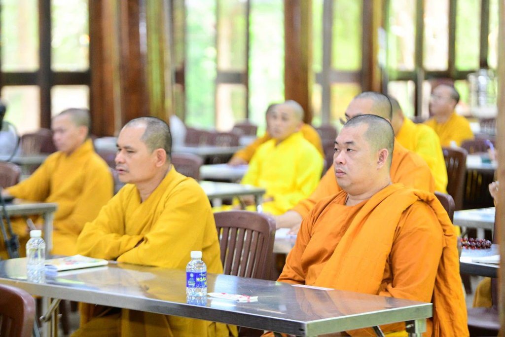 GIÁC NGỘ – HÀNH TRÌNH CHUYỂN HÓA TỪ VÔ MINH ĐẾN TỈNH THỨC