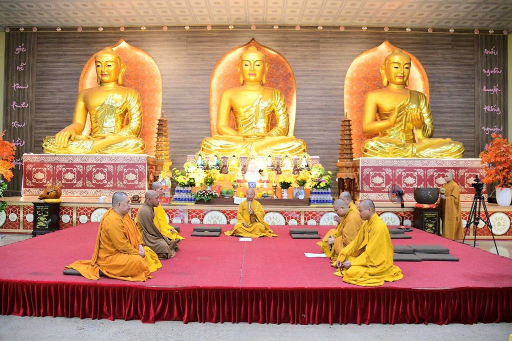 TRANG NGHIÊM LỄ TÁC PHÁP AN CƯ KIẾT HẠ TẠI MÙA ĐẦU TIÊN HẠ TRƯỜNG CHÙA GIÁC NGỘ ĐẤT ĐỎ