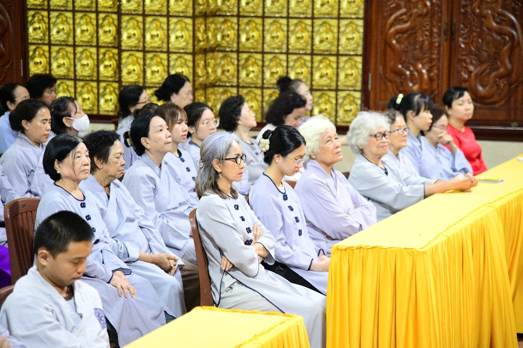 LAN TỎA THÔNG ĐIỆP HÒA BÌNH VÀ PHÁT TRIỂN BỀN VỮNG TỪ TUYÊN NGÔN VÔ TÍCH NHÂN MÙA PHẬT ĐẢN