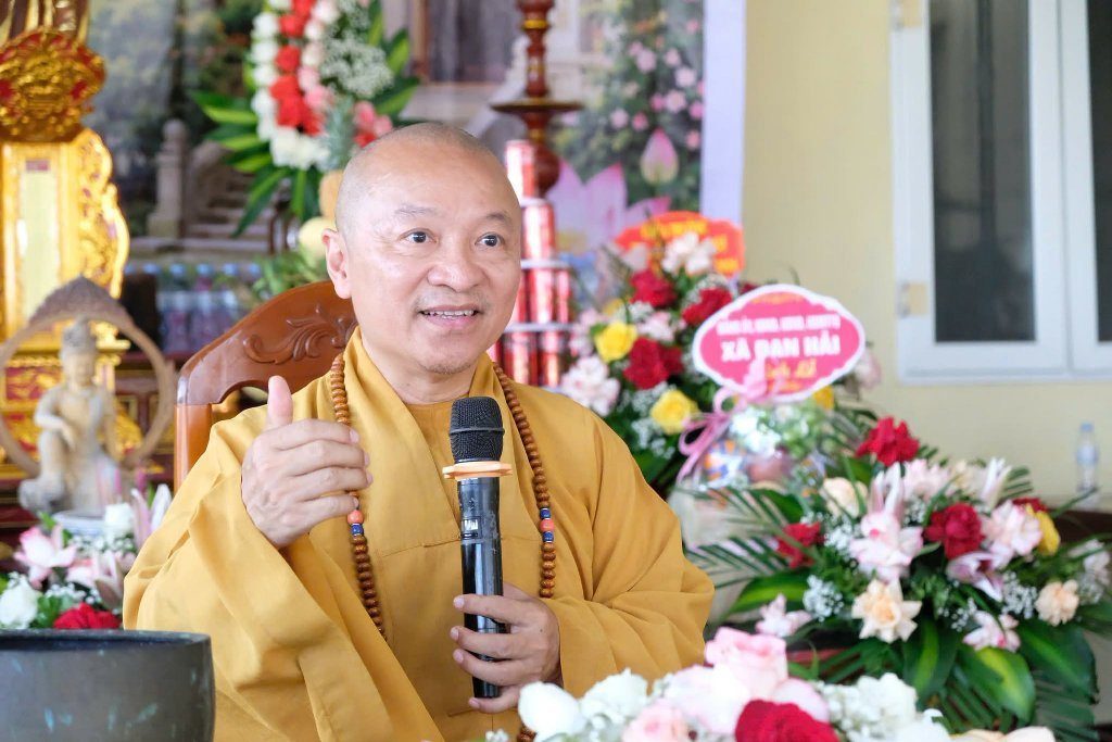 TT. THÍCH NHẬT TỪ GIẢNG “HẠNH PHÚC VÀ AN YÊN”, LAN TỎA TINH THẦN TRI ÂN TRONG NGÀY GIỖ TỔ  CHÙA YÊN PHÚC (HÀ TĨNH)