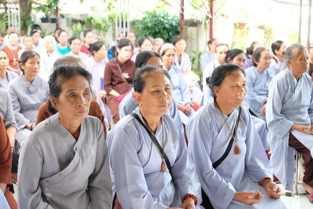 TT. THÍCH NHẬT TỪ GIẢNG “HẠNH PHÚC VÀ AN YÊN”, LAN TỎA TINH THẦN TRI ÂN TRONG NGÀY GIỖ TỔ  CHÙA YÊN PHÚC (HÀ TĨNH)