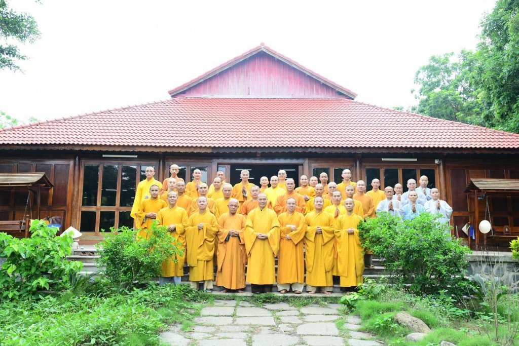 GIÁC NGỘ – HÀNH TRÌNH CHUYỂN HÓA TỪ VÔ MINH ĐẾN TỈNH THỨC