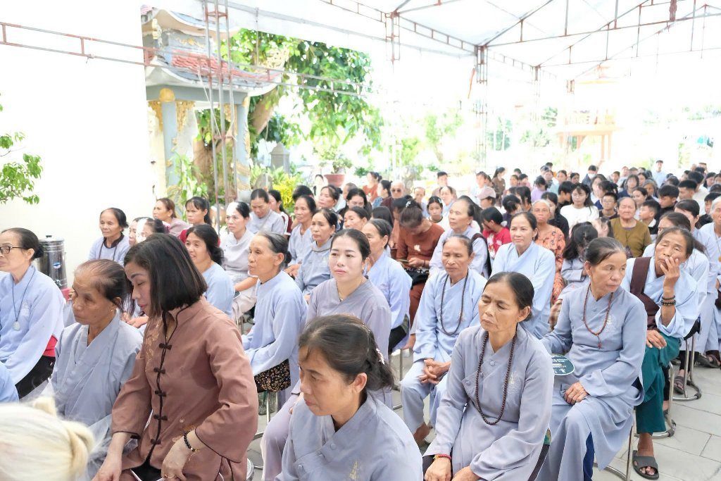 TT. THÍCH NHẬT TỪ GIẢNG “HẠNH PHÚC VÀ AN YÊN”, LAN TỎA TINH THẦN TRI ÂN TRONG NGÀY GIỖ TỔ  CHÙA YÊN PHÚC (HÀ TĨNH)