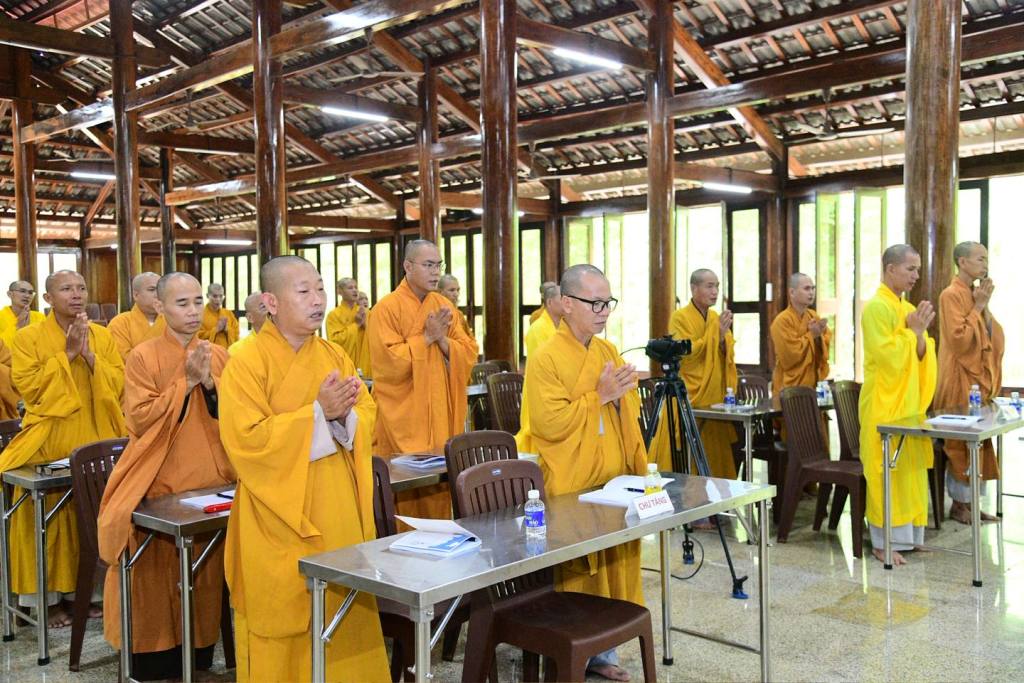 THỰC TẬP THIỀN QUÁN, BỒI ĐẮP BA-LA-MẬT TRONG MÙA AN CƯ