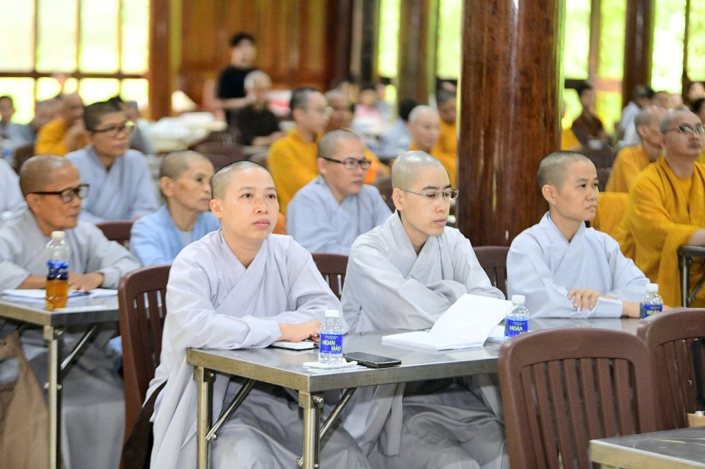 SƯ GIÁC NGUYÊN: “THẤY VẬY KHÔNG PHẢI VẬY” – BÀI HỌC VỀ NHẬN THỨC VÀ TU TẬP 