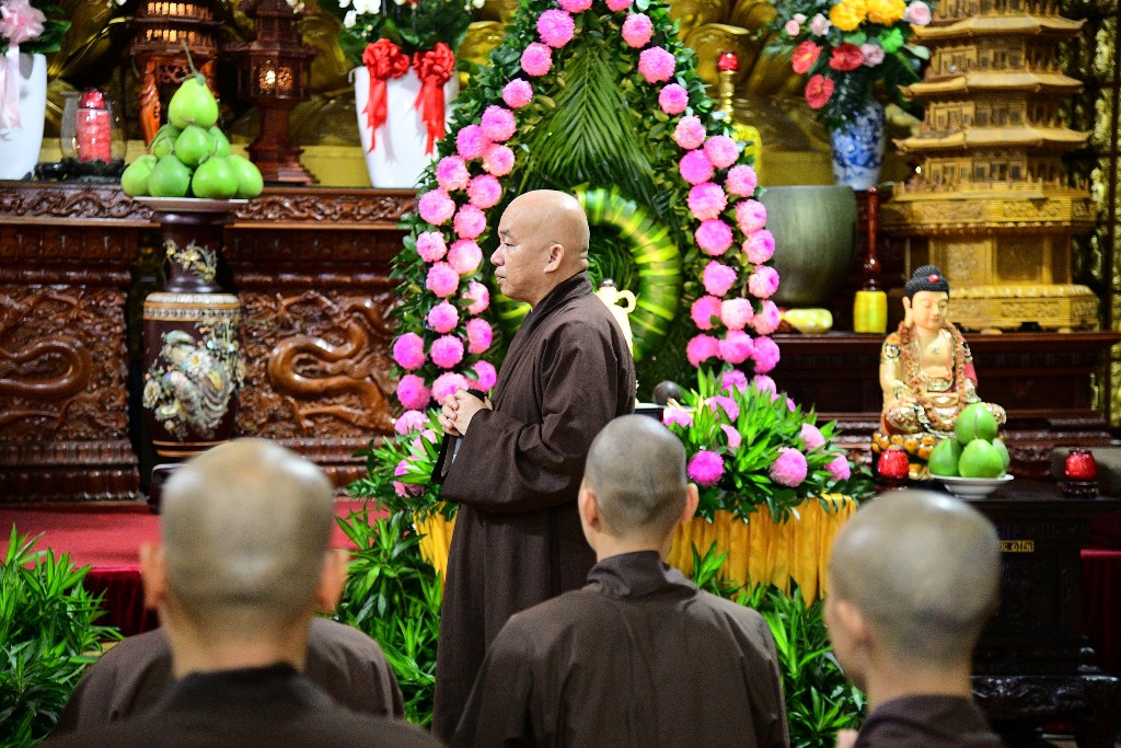 GIỮ VỮNG LÝ TƯỞNG XUẤT GIA: SƯ CHÚ NHẬT THIỆN SÁCH TẤN HÀNG SA-DI TRƯỚC THỀM THỌ GIỚI VÀ TU HỌC
