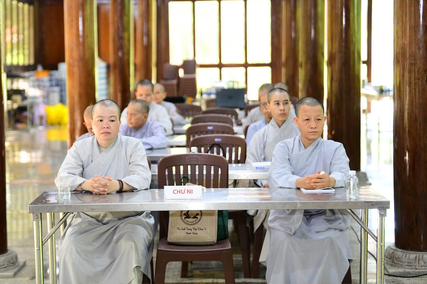TƯ TƯỞNG KINH TRUNG BỘ VÀ GIÁ TRỊ KINH THỪA TỰ PHÁP TRONG ĐỜI SỐNG TU HỌC