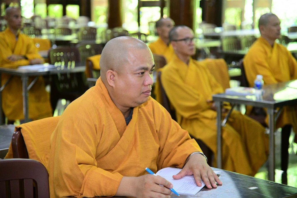 THIỂU DỤC TRI TÚC – LỐI SỐNG THÁNH THIỆN