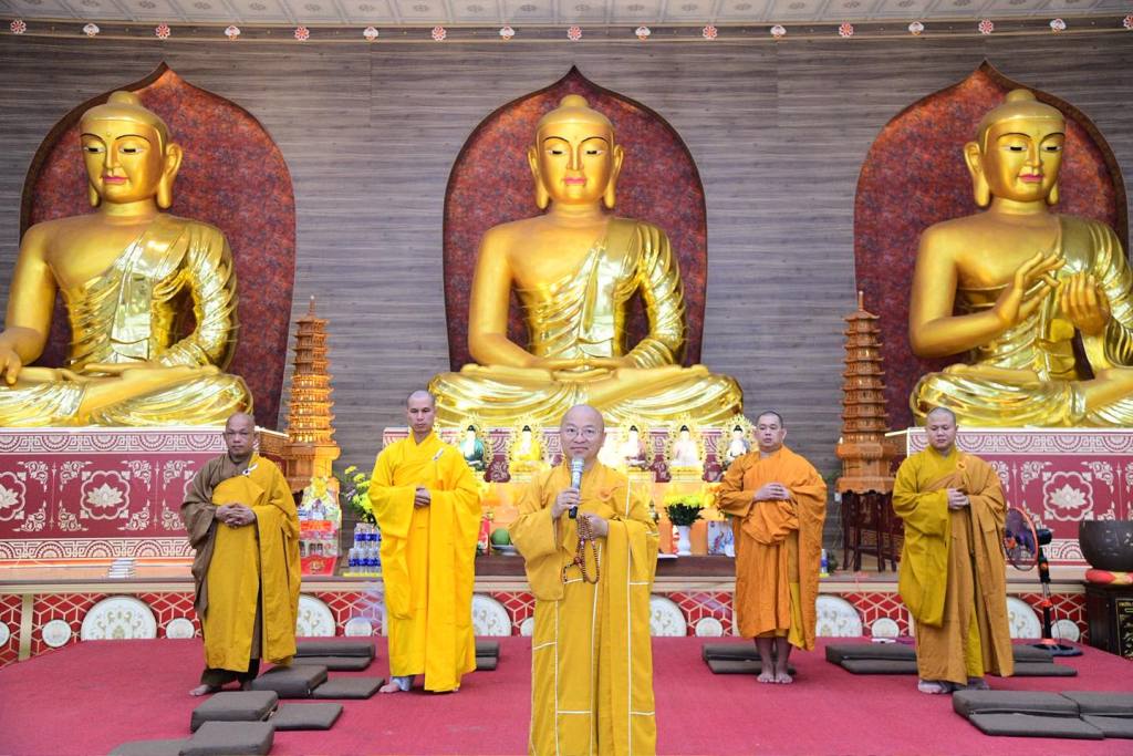 TRANG NGHIÊM LỄ TÁC PHÁP AN CƯ KIẾT HẠ TẠI MÙA ĐẦU TIÊN HẠ TRƯỜNG CHÙA GIÁC NGỘ ĐẤT ĐỎ