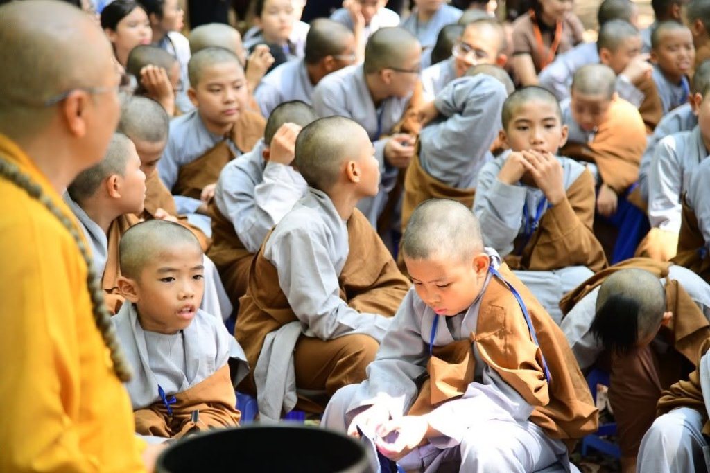 VẤN ĐÁP PHẬT PHÁP: TỪ NHỮNG THẮC MẮC HỒN NHIÊN ĐẾN NHỮNG BÀI HỌC Ý NGHĨA