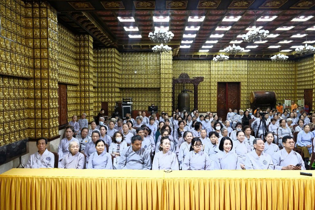THƯỢNG TỌA THÍCH GIÁC HOÀNG CHIA SẺ VỀ LỘ TRÌNH TIẾN TỚI THÁNH QUẢ CHO PHẬT TỬ TẠI GIA TẠI KHÓA TU “NGÀY AN LẠC”
