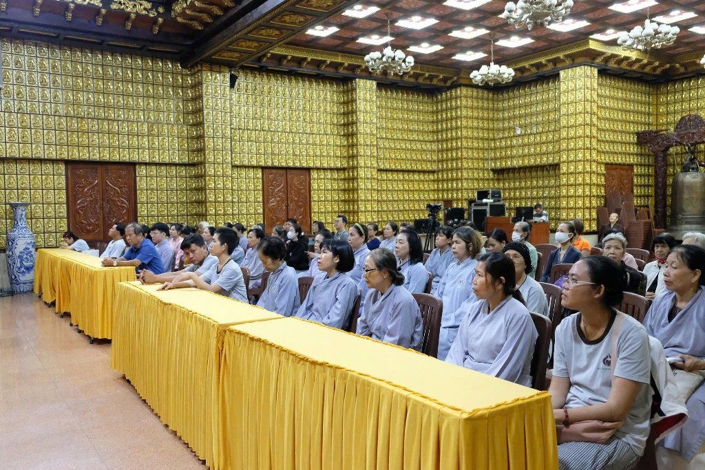 ĐẠI ĐỨC THÍCH TUỆ NHẬT CHIA SẺ CHỦ ĐỀ “CHUYỂN HÓA LỖI LẦM” TẠI KHÓA TU NGÀY AN LẠC