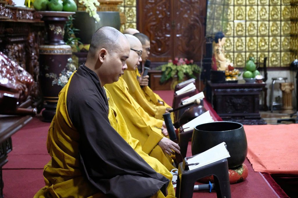 THƯỢNG TỌA THÍCH GIÁC HOÀNG CHIA SẺ VỀ LỘ TRÌNH TIẾN TỚI THÁNH QUẢ CHO PHẬT TỬ TẠI GIA TẠI KHÓA TU “NGÀY AN LẠC”