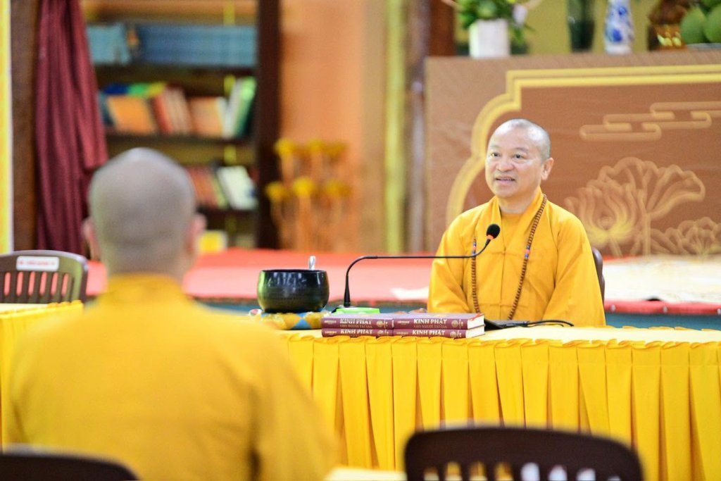 THIỂU DỤC TRI TÚC – LỐI SỐNG THÁNH THIỆN
