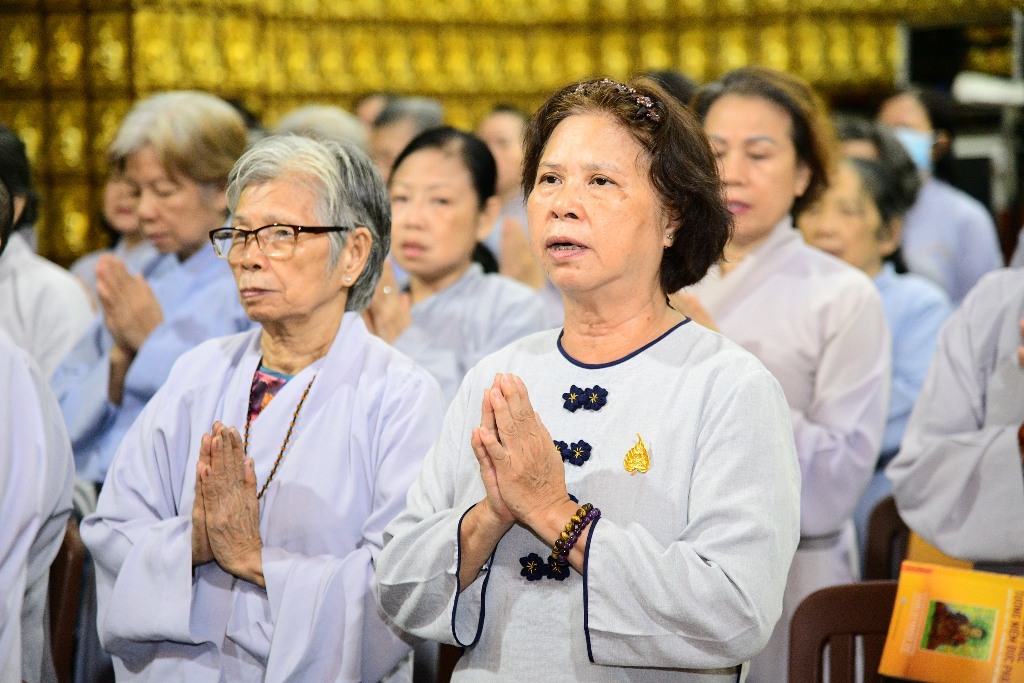 LAN TỎA THÔNG ĐIỆP HÒA BÌNH VÀ PHÁT TRIỂN BỀN VỮNG TỪ TUYÊN NGÔN VÔ TÍCH NHÂN MÙA PHẬT ĐẢN